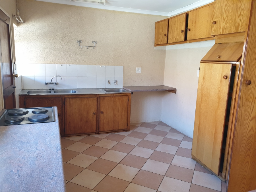 To Let 2 Bedroom Property for Rent in Doringkruin North West